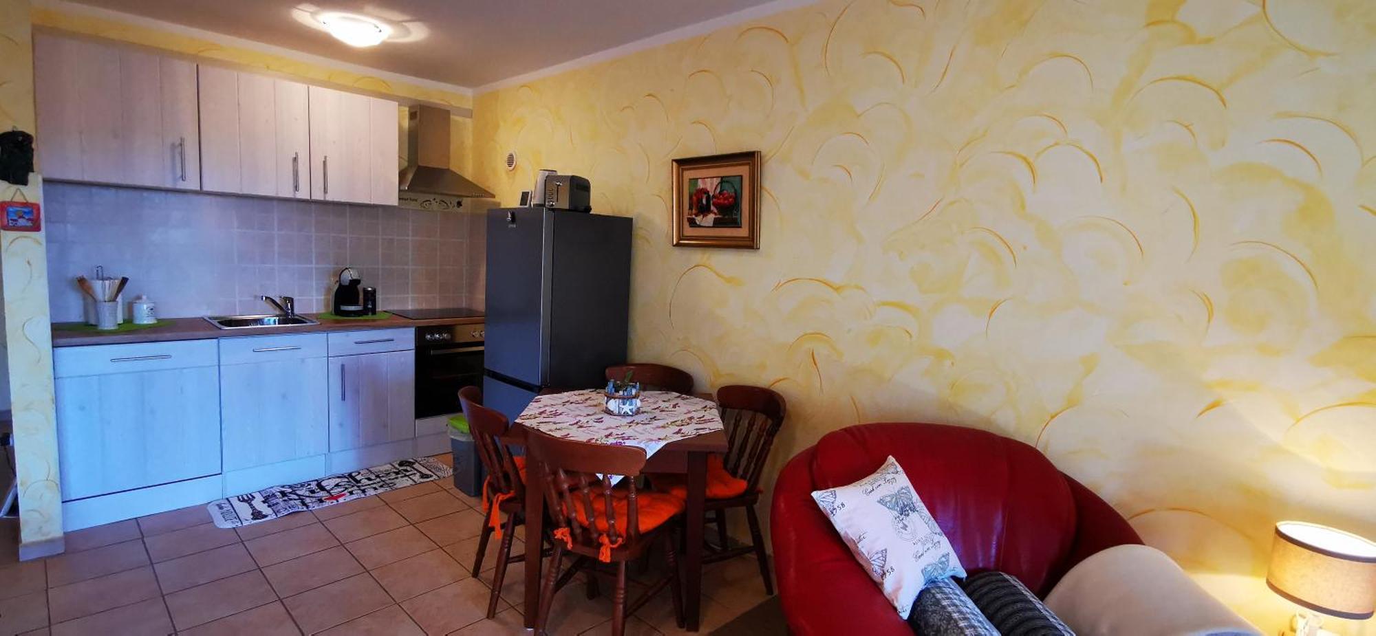 Studio Apartment Lela Liznjan Exterior photo